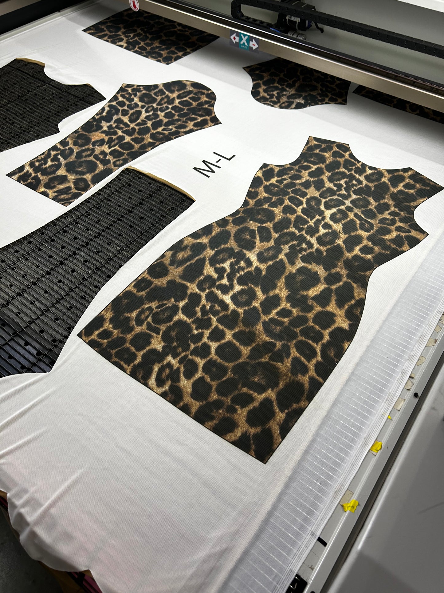 Printing, embossing and cutting